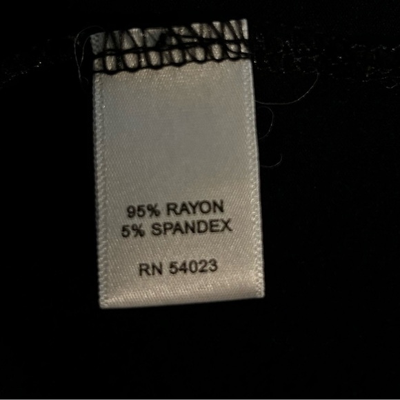 Banana Republic Women’s Cap Sleeve V-Neck Twist Front Top Stretch Size Small - Picture 8 of 10